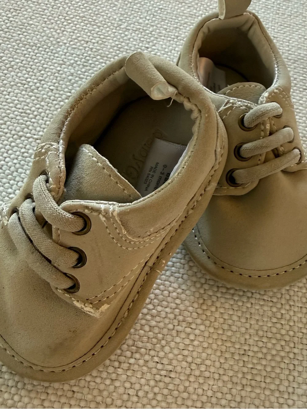 ✨ Baby Gap Faux Leather Lace-Up Oxfords - Size 0-3 Months✨